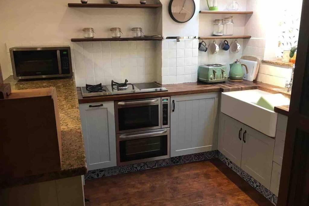 Moot View Villa Downton  Dış mekan fotoğraf
